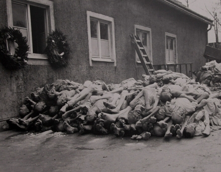 Archivfoto vom April 1945 KZ Buchenwald