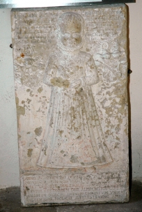 Grabplatte im Kirchensaal Kirche Falkenhain
